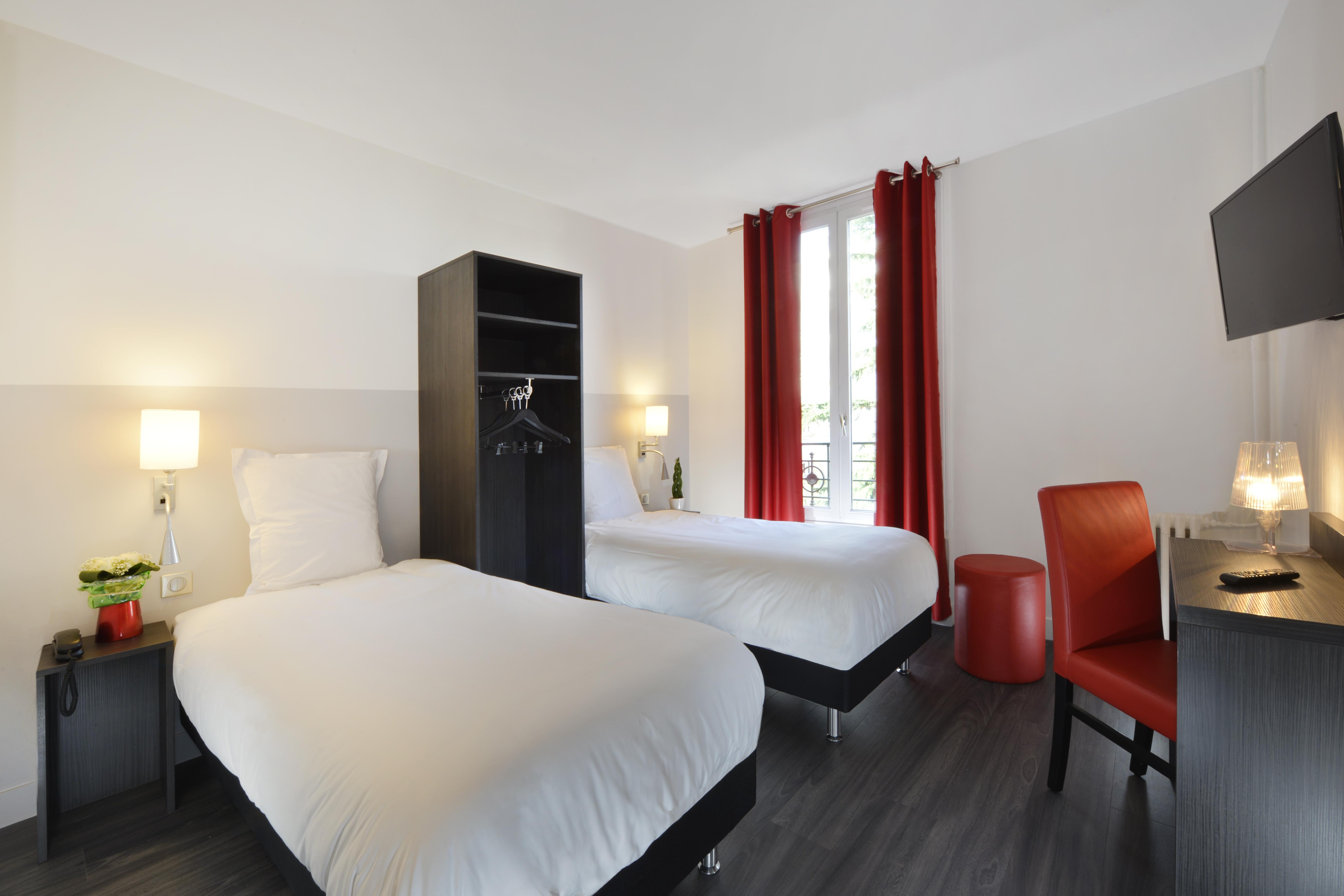 Hotel Douglas Puteaux Zewnętrze zdjęcie