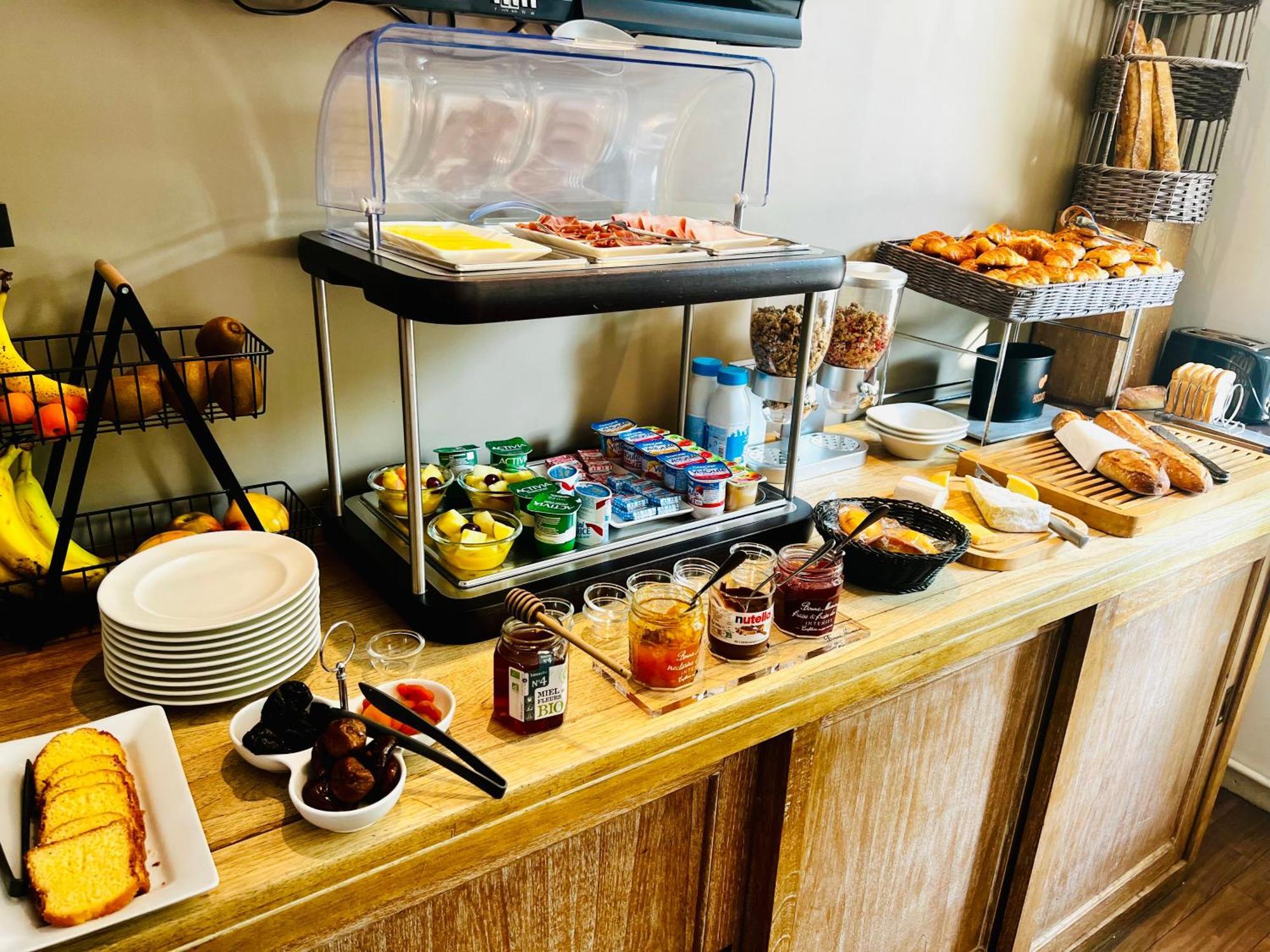 Hotel Douglas Puteaux Zewnętrze zdjęcie