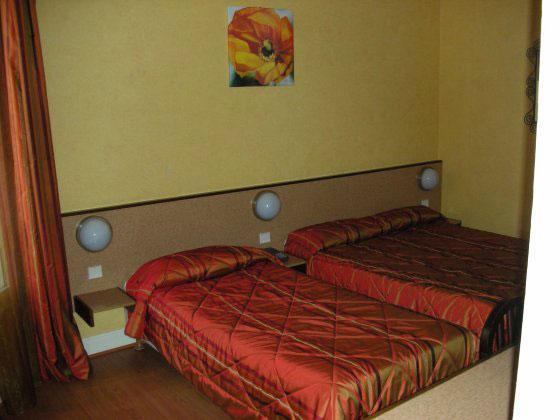 Hotel Douglas Puteaux Pokój zdjęcie